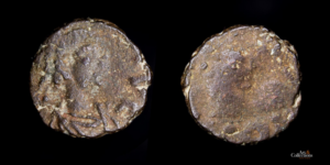 LEON I 457-474d.C., AE Nummus, Constantinopla