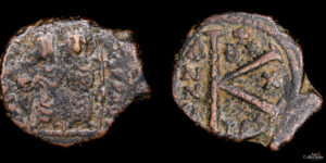 JUSTINO II 565-576d.c., AE 1/2 Follis, Tesalónica